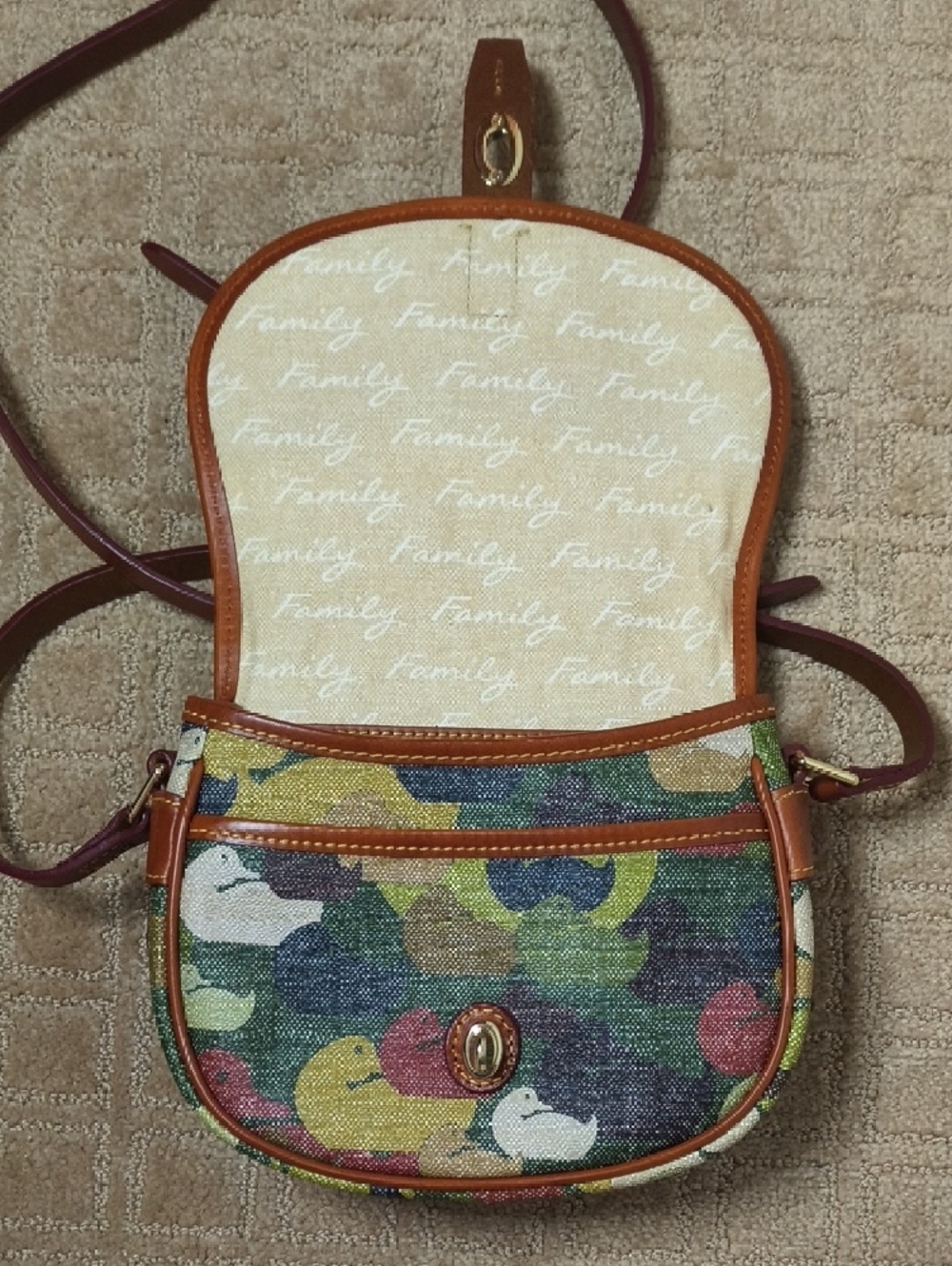 Dooney & Bourke Multicolor Duck Print Crossbody Bag *READ* - Picture 7 of 13